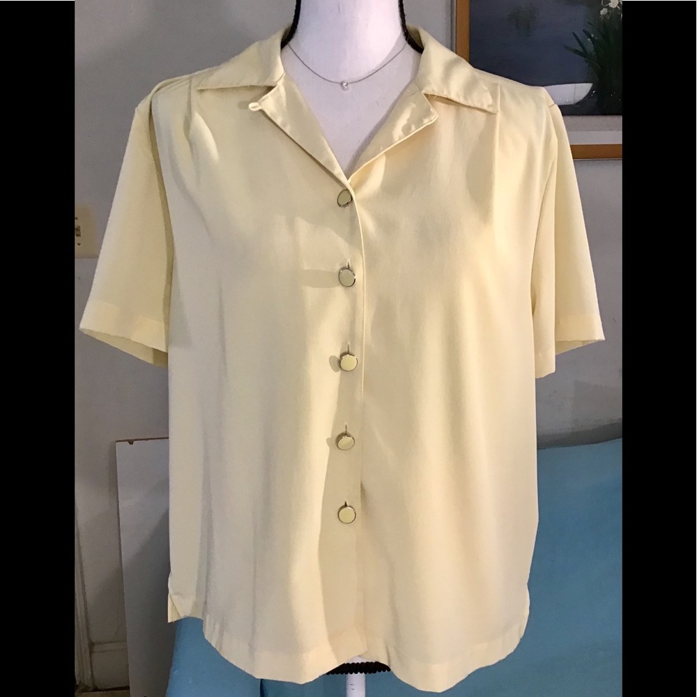 Draper’s Studio elegant shirt. 12P